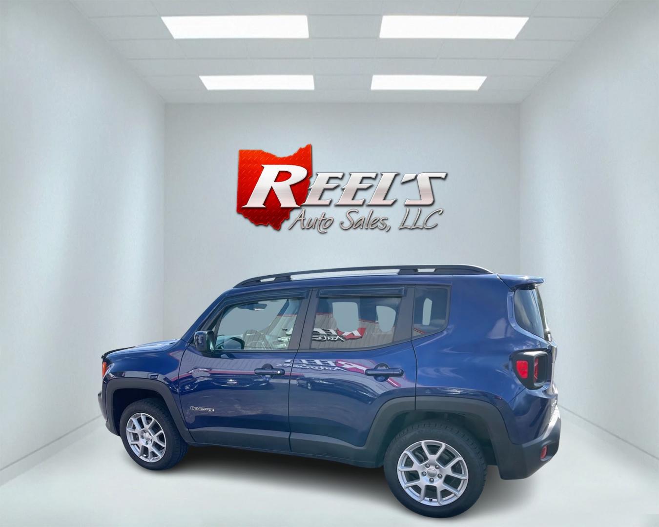 2019 Blue /Black Jeep Renegade Latitude 4WD (ZACNJBB14KP) with an 1.3L Turbo engine, 9A transmission, located at 11115 Chardon Rd. , Chardon, OH, 44024, (440) 214-9705, 41.580246, -81.241943 - Photo#12